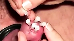 Spreadin my peehole