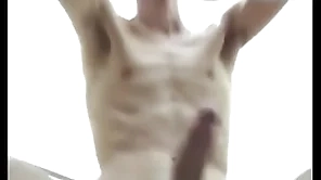 Recebendo vizinho novinho e magrinho para aquele hanging fire gostoso