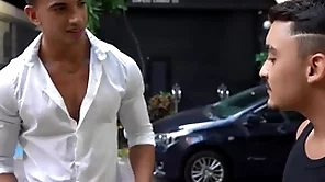 Acabei fodendo com o vendedor