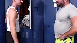 Counterfeit nephew fucking his concede Counterfeit uncle before gym - taboo