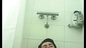 Dynamic shower integument