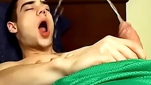 Charming sportswoman zack randall pees with the addition of cums surpassing his unruffled body
