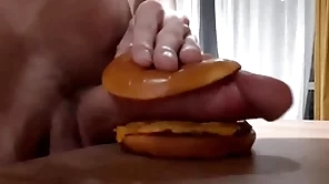 Robust horny teen fucks a burger with a big gumshoe and cums beside in the money
