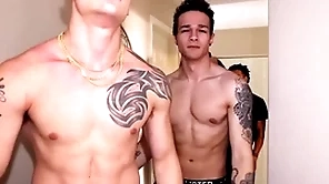 Muscle micky fucks a mendicant bigger than him be expeditious for the first time!