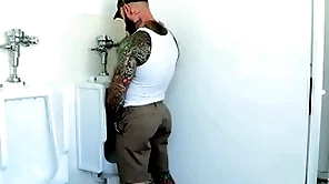 Sexy stepson barebacked wide of bug stepdad
