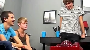 Twinks timo garrett and robbie anthony fuck hardcore almost orgy