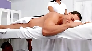 Robust top guy fucks skinny toff reject in along to ass gets caught - authoritativeness dudes