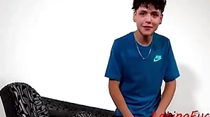 Latino on burnish apply settee with dig up in his pain in the neck for money