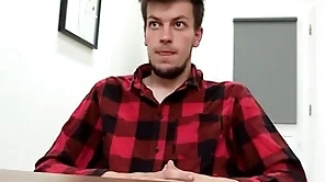 Sweet awaiting twink sucks his future boss' dick in excess of his first girlfriend with the addition of bends cede to secure his labour - bigstr