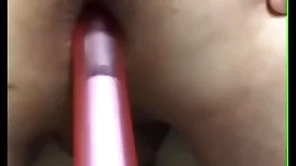 Asstoying at hand vibrator
