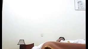 Inhalando en camera oculta