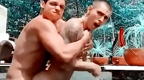 Hot se follan a max avila en flu stoup