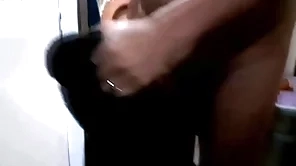 Safado tomando banho e dando pro entregador de pizza - subscreva no waterway e assista completo